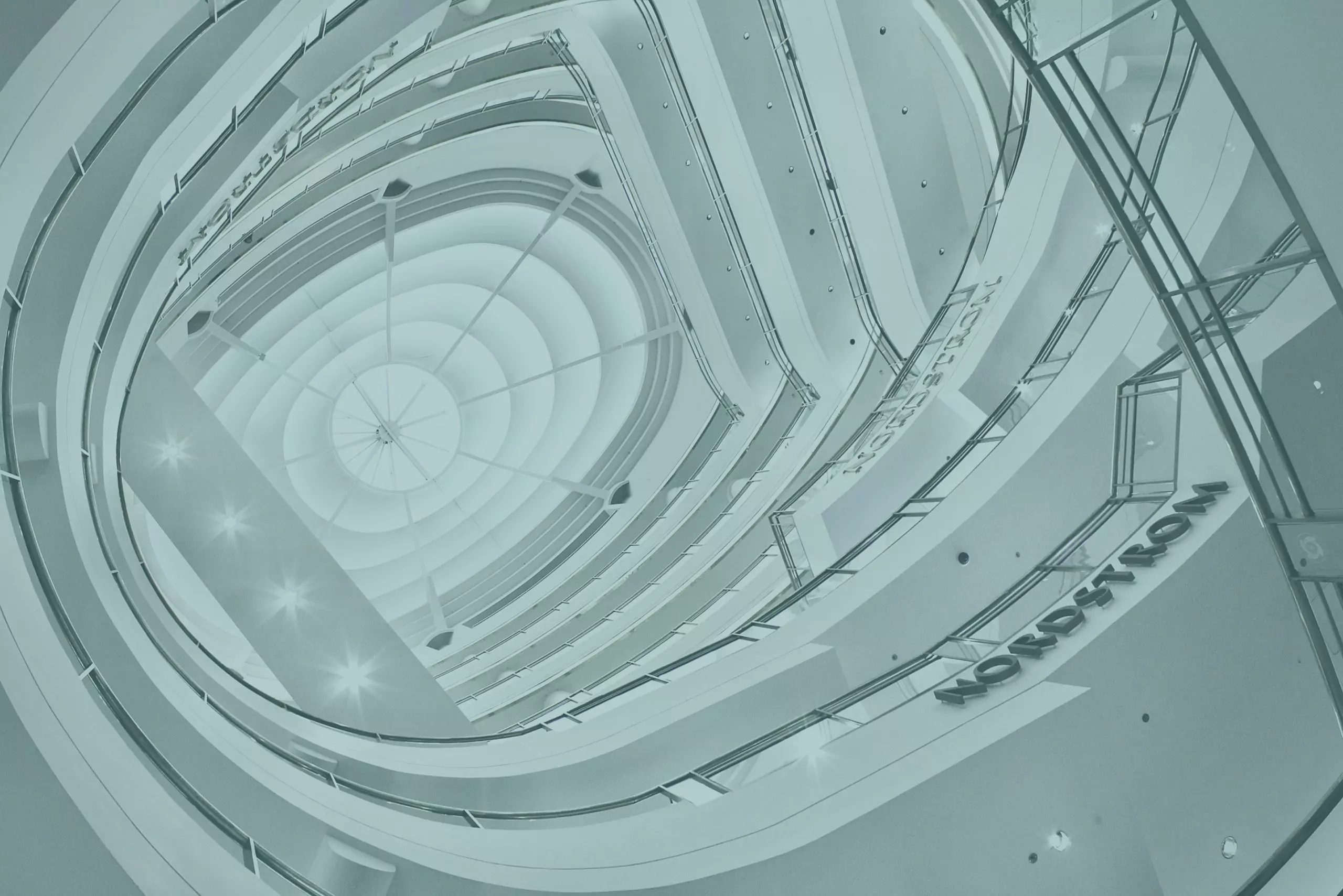 Εικόνα από ένα κτίριο σύγχρονου αρχιτεκτονικού σχεδιασμού